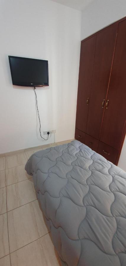 Vasilas Holiday Apartment #2 Larnaca Extérieur photo